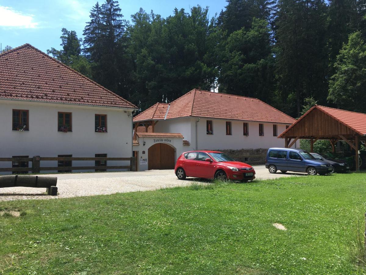 Zevluv Mlyn Hotel Nove Hrady  Exterior photo